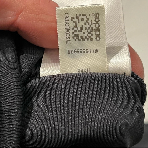 Black athletes spandex adidas capris size large woman’s - Picture 8 of 11